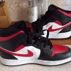 Nike Kids Sneakers in Black, Red, and White